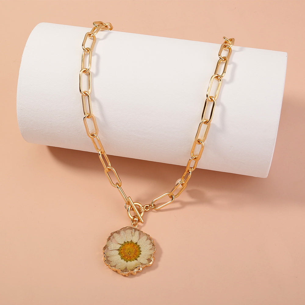 Flower Pendant Necklace